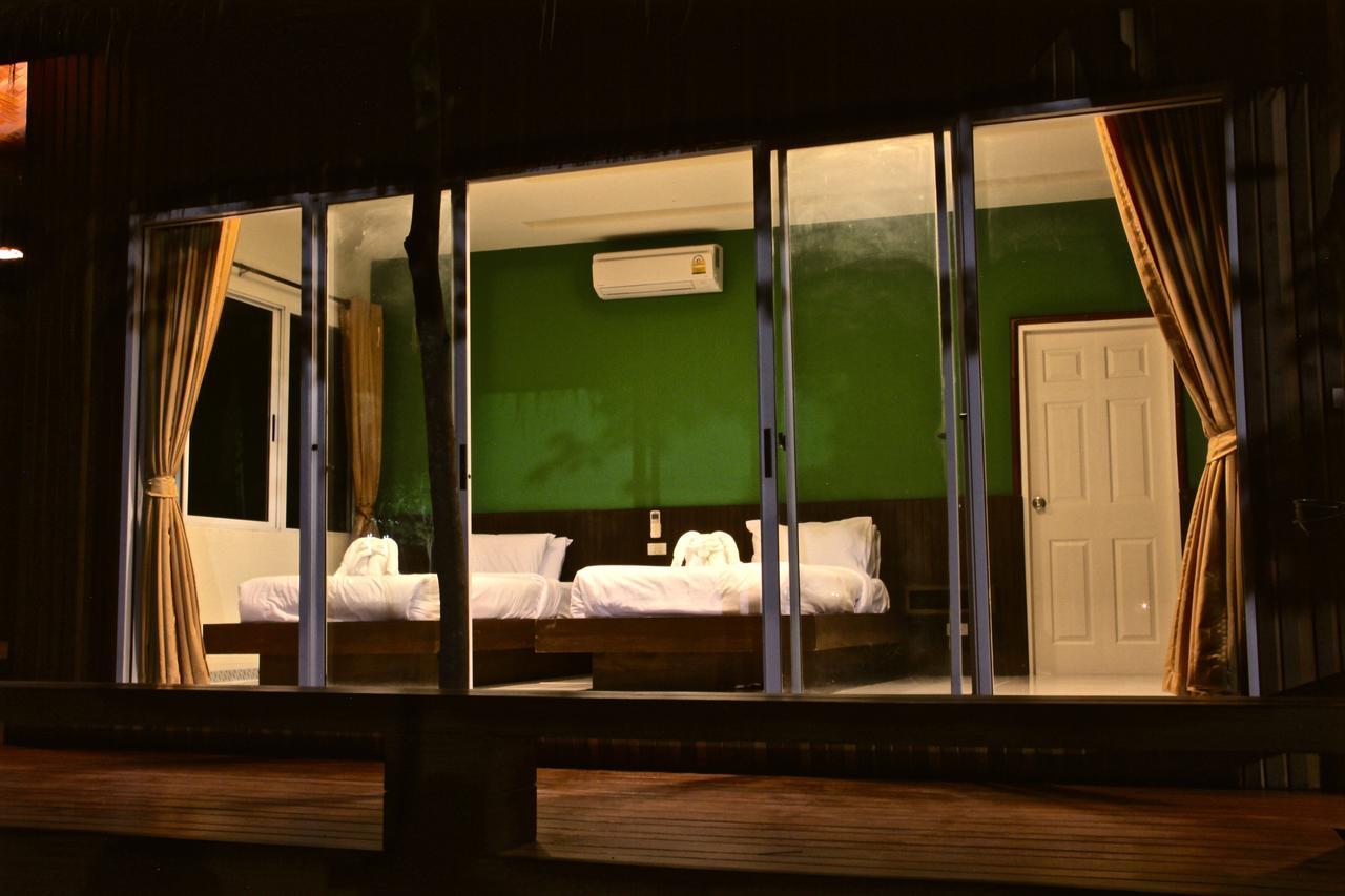 Singha Rubber Tree Hotel Ban Huai Maenam Noi Exterior photo