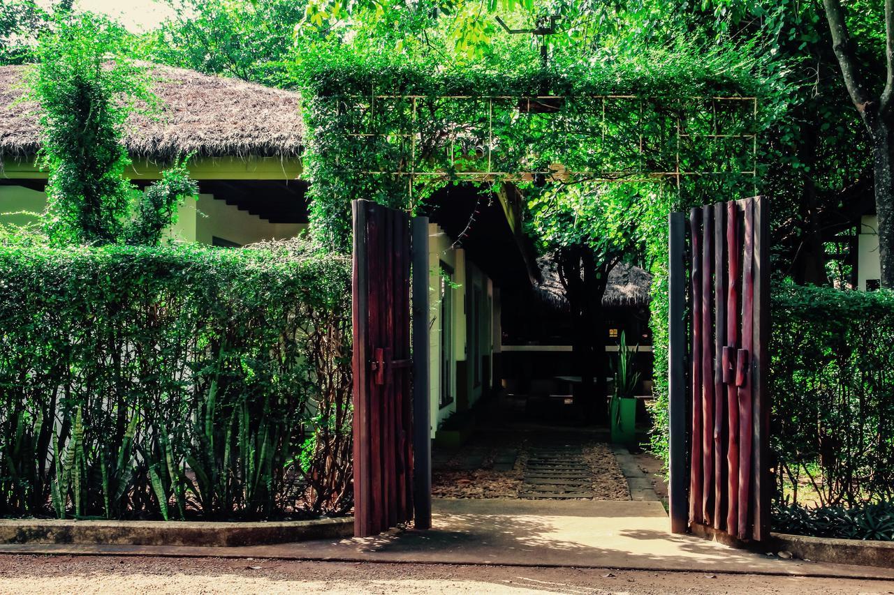 Singha Rubber Tree Hotel Ban Huai Maenam Noi Exterior photo