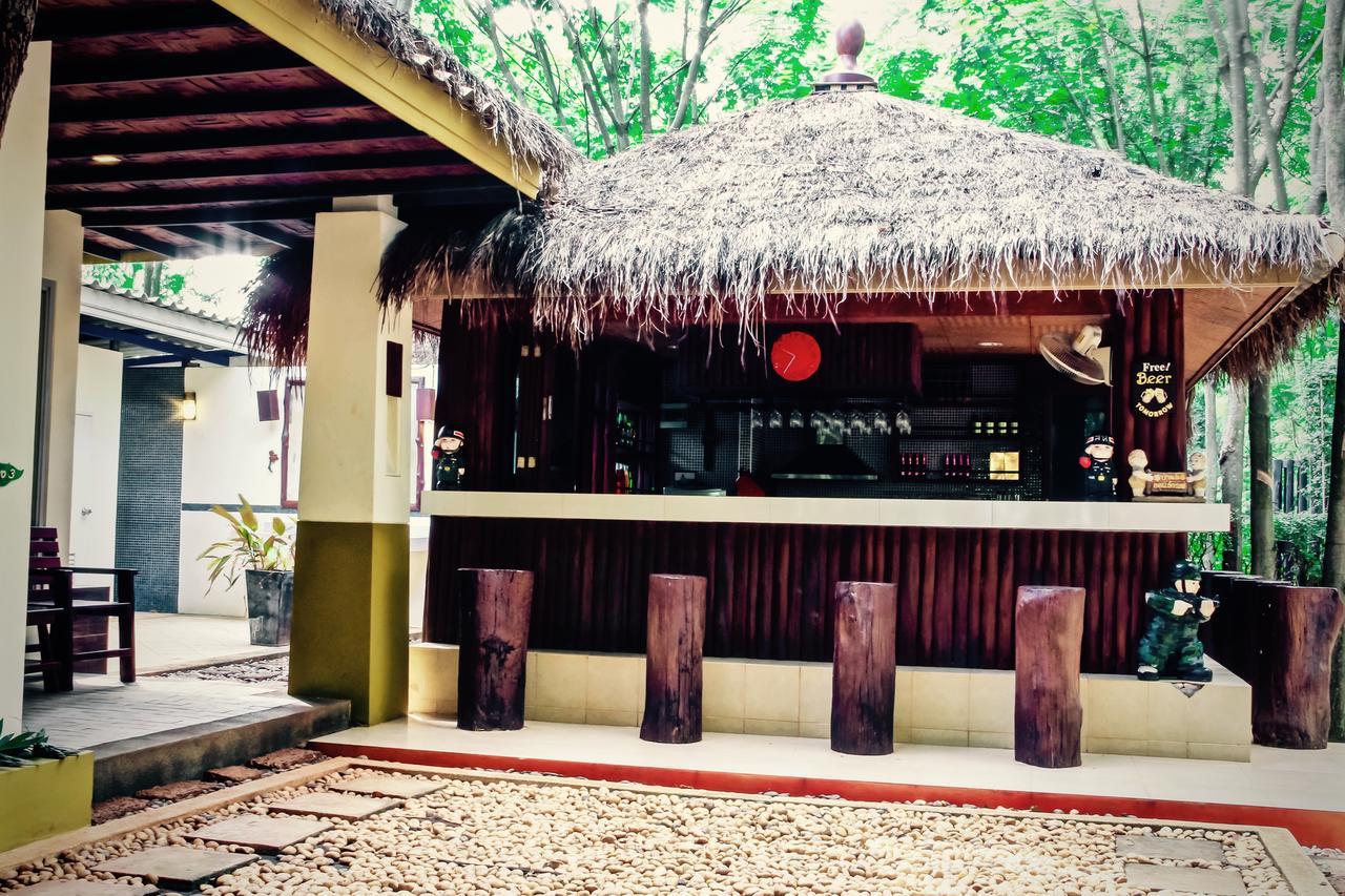 Singha Rubber Tree Hotel Ban Huai Maenam Noi Exterior photo