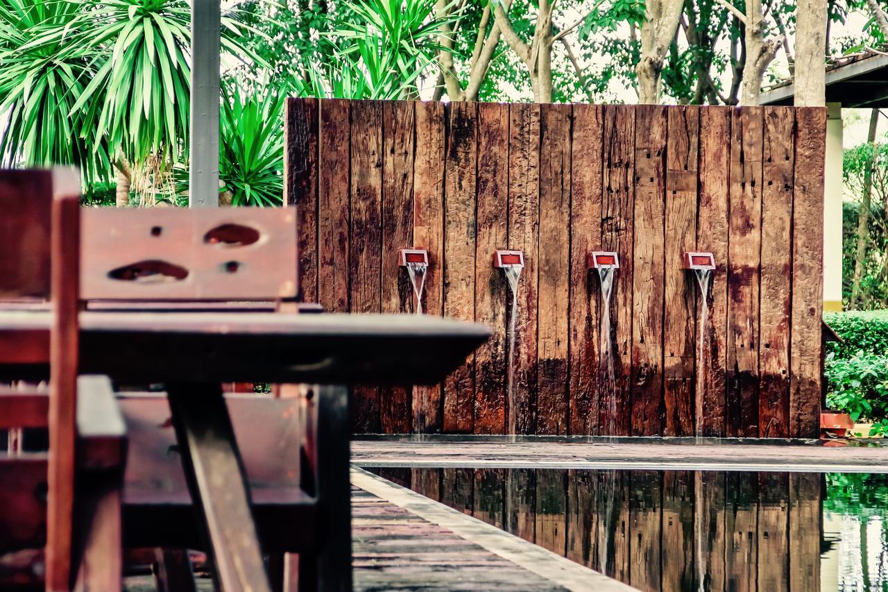 Singha Rubber Tree Hotel Ban Huai Maenam Noi Exterior photo