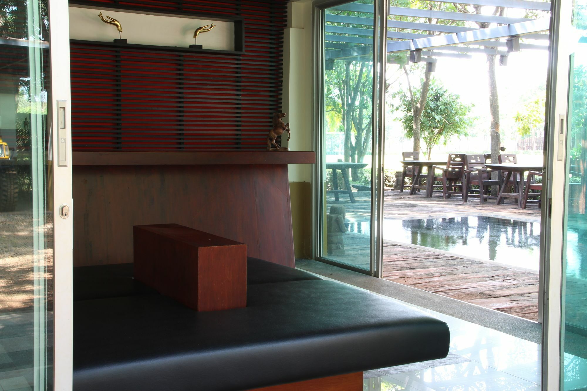 Singha Rubber Tree Hotel Ban Huai Maenam Noi Exterior photo